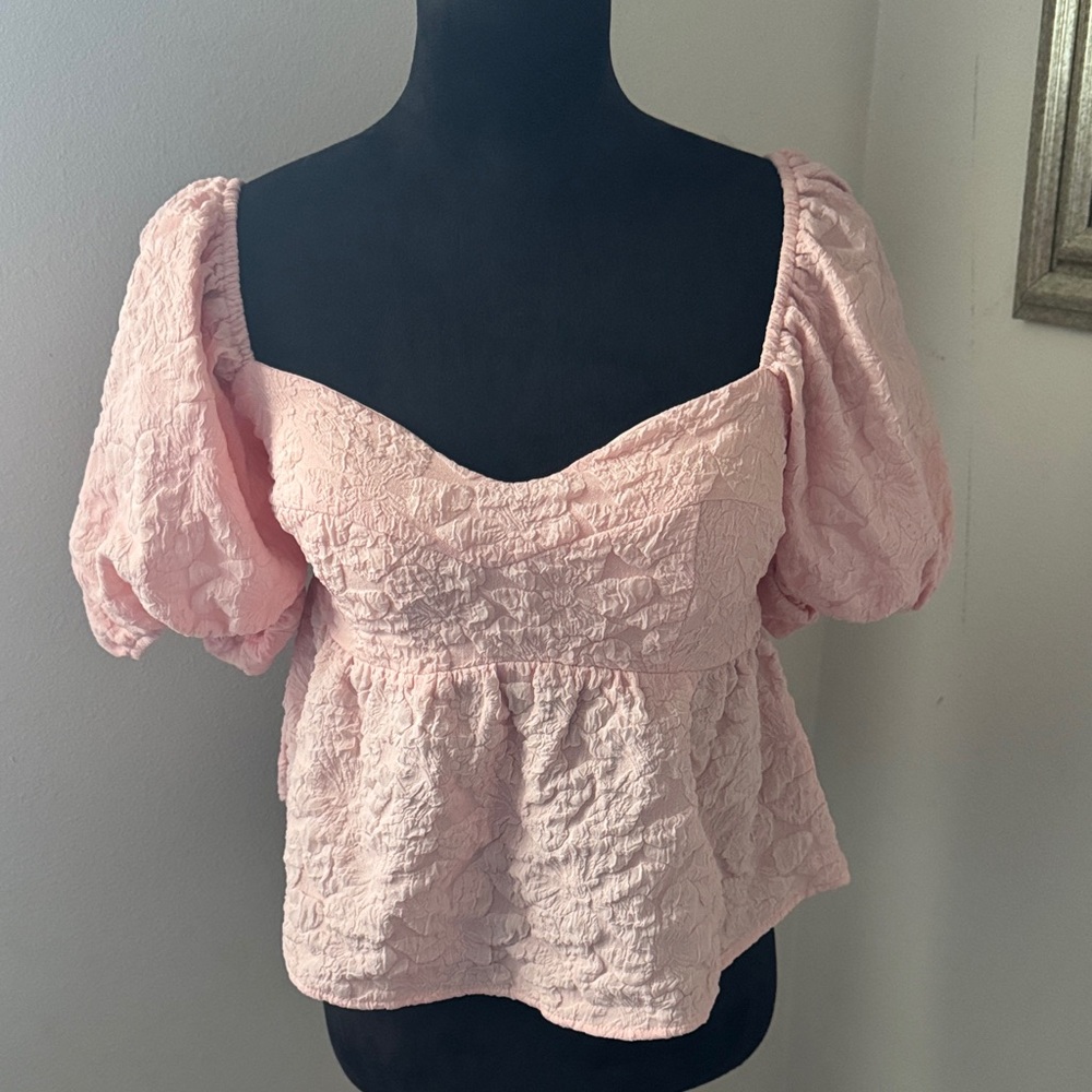 Evolutionary Nude Pink Puff Sleeve Textured‎ Peplum babydoll Top blouse Sz M